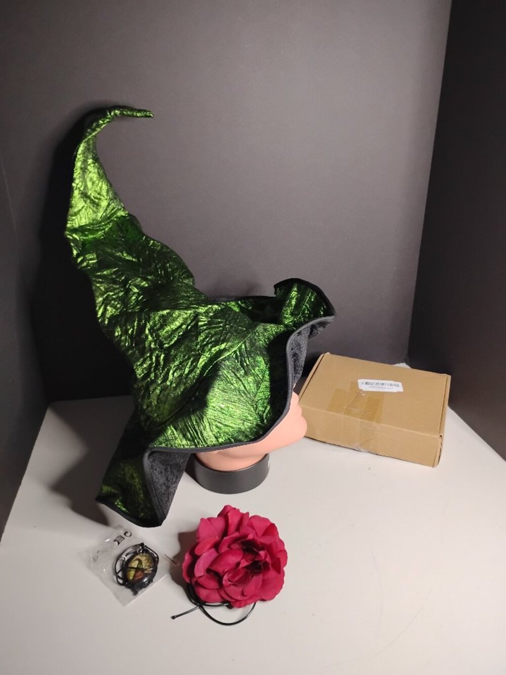 Wicked Witch Hat & Accessories Rose and Necklace